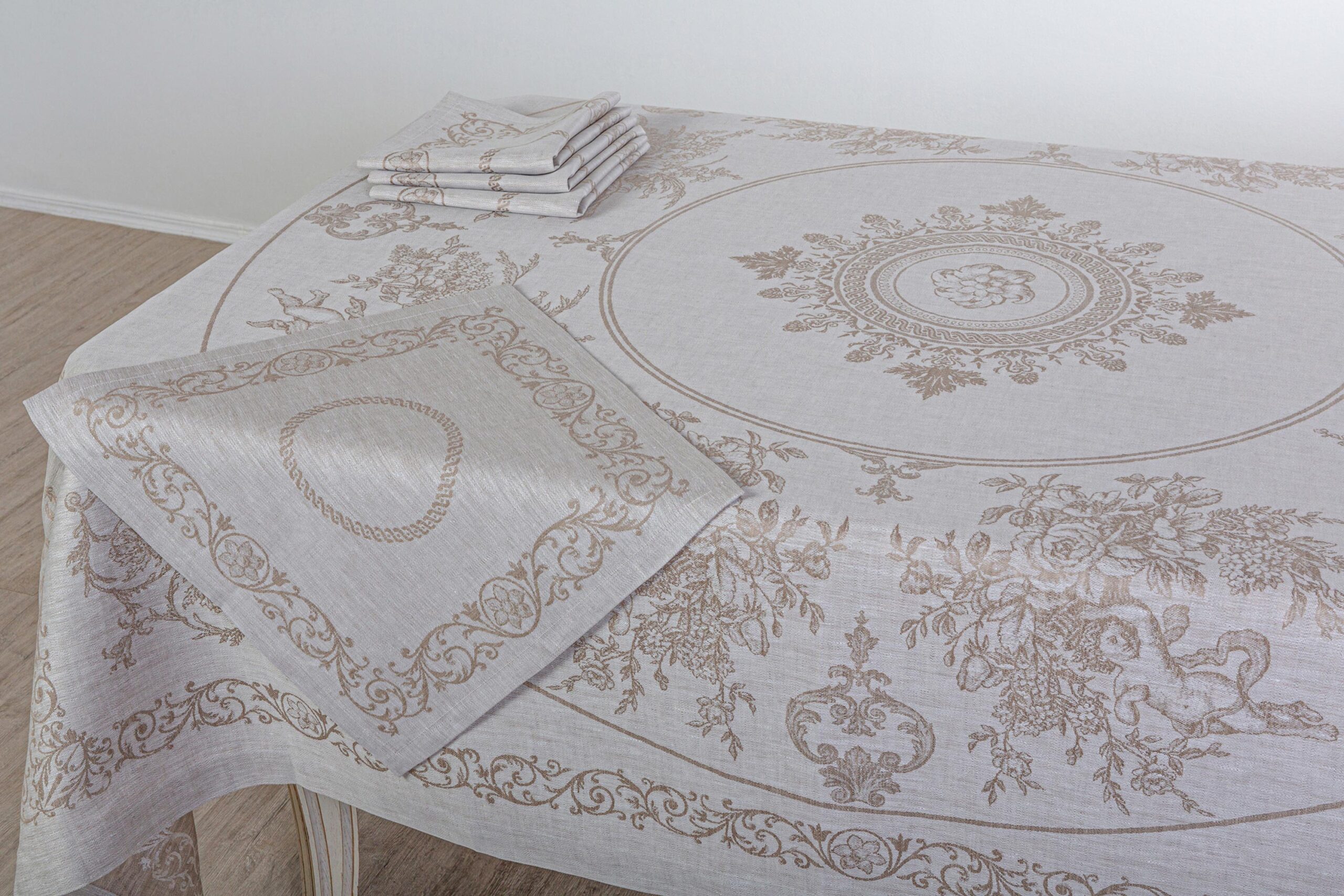 17s373_140_133.jpg Комплект столовый, арт. 17С373-ШР/уп., р-р 170*245, с. 1, рис. 140, цв. 133 — изображение 1
